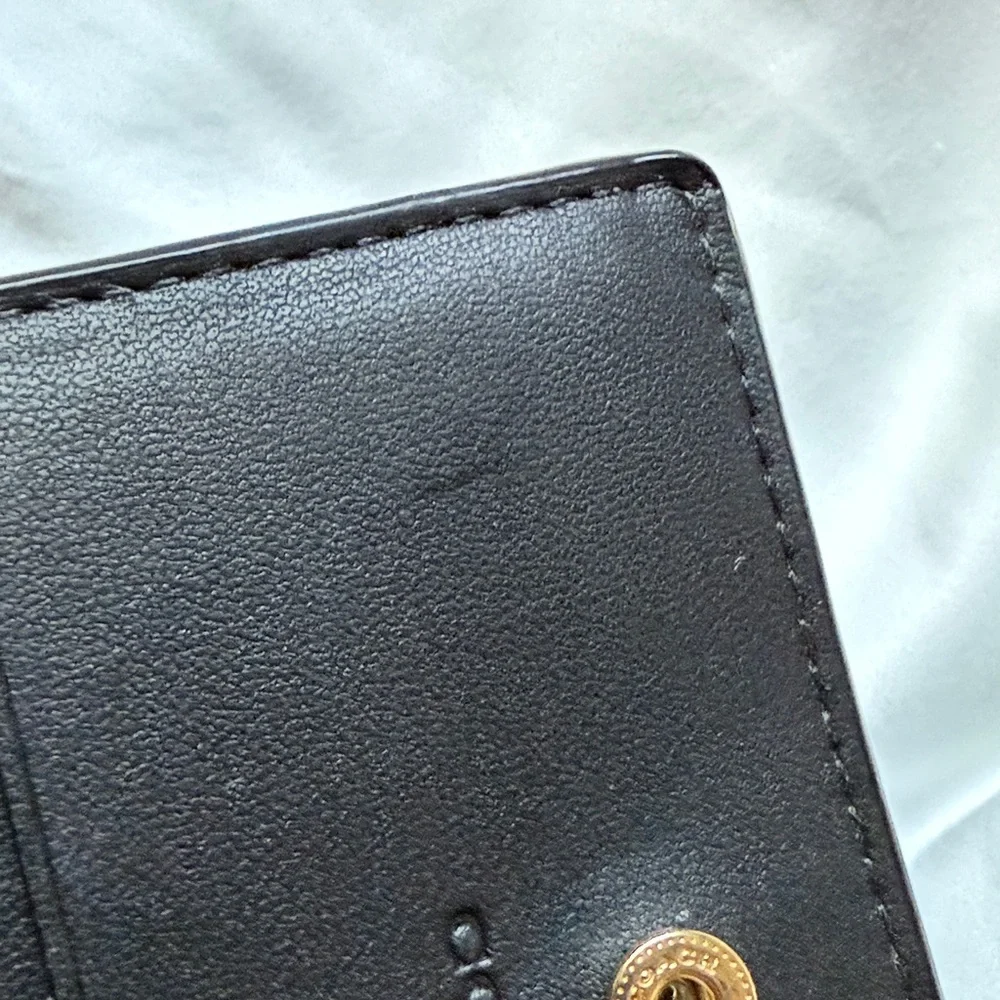Coach Snap Black Leather Wallet - Picture 6 of 10